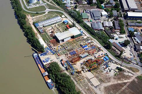 Ipari vízparti terület a korabeli csepeli referenciaanyagból